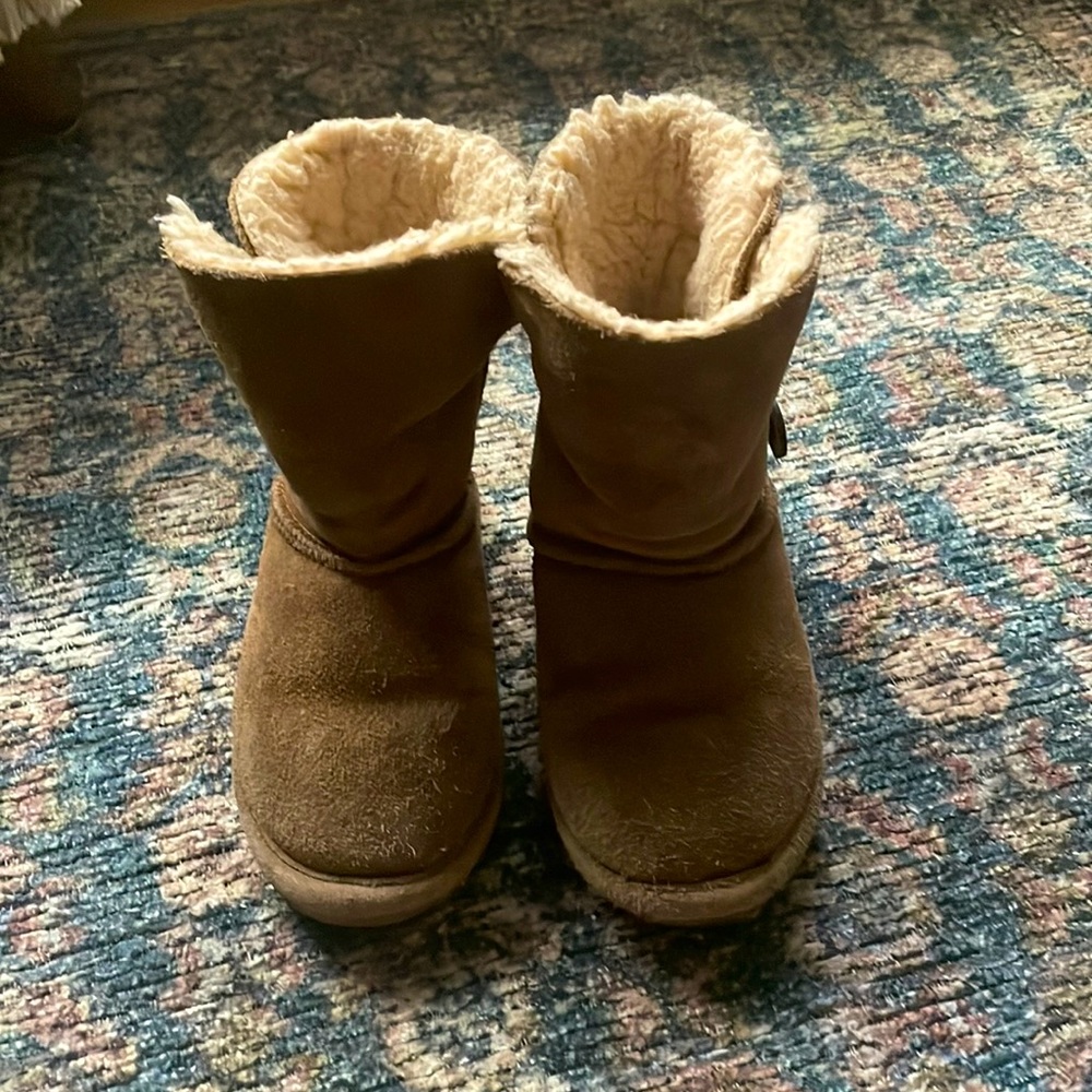 Bearpaw suede leather boots - toddler sz 10